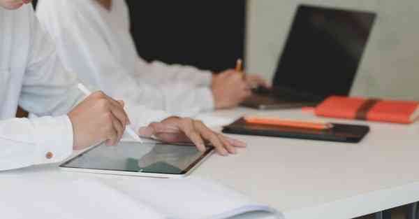 鲁班人工智能机器人：开启智能时代的新篇章