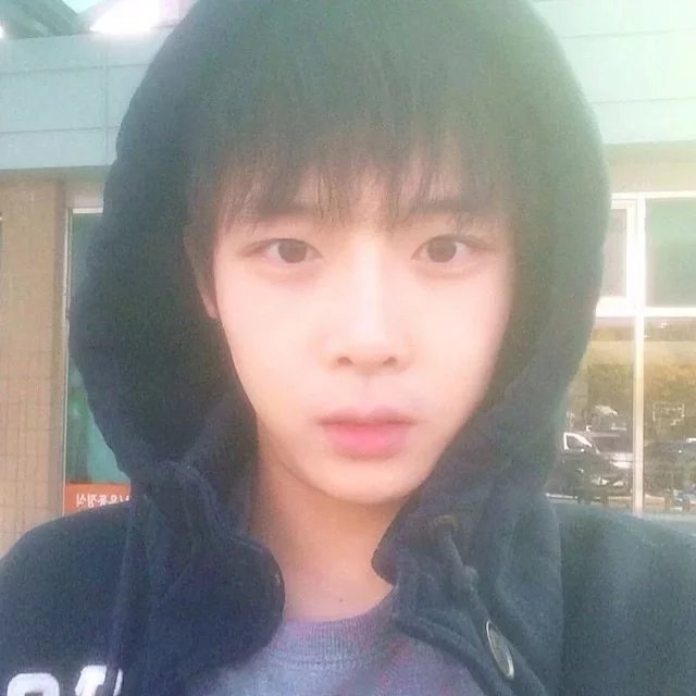 翟龙寒融