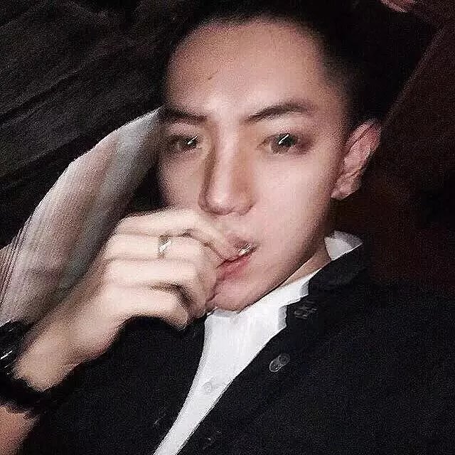 樊中炎岚