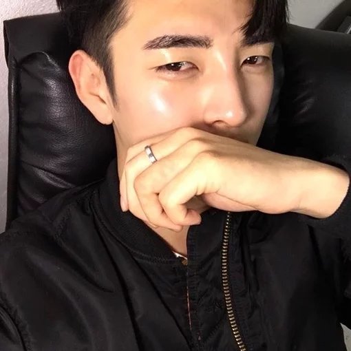 利蕊明宏