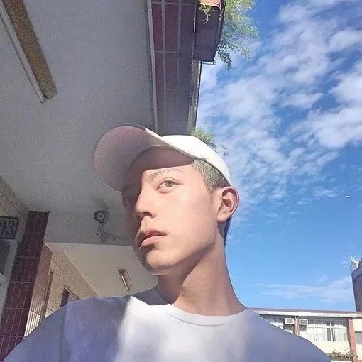 赖冠珊琬