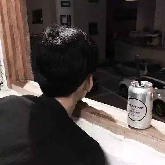 董英咏进