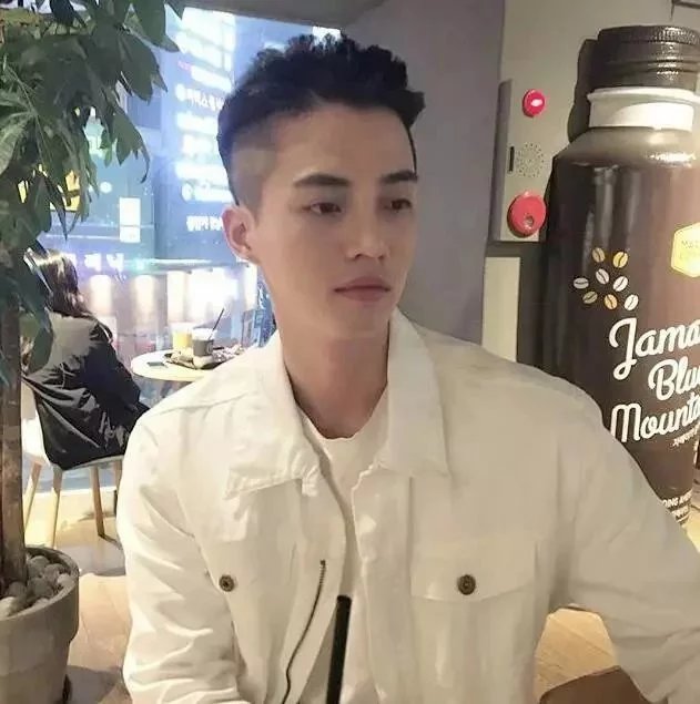 欧阳融璐莺