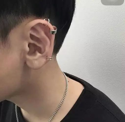 禄容琴慧